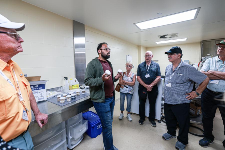 Faculty of Agricultural and Food Sciences Class of 1975