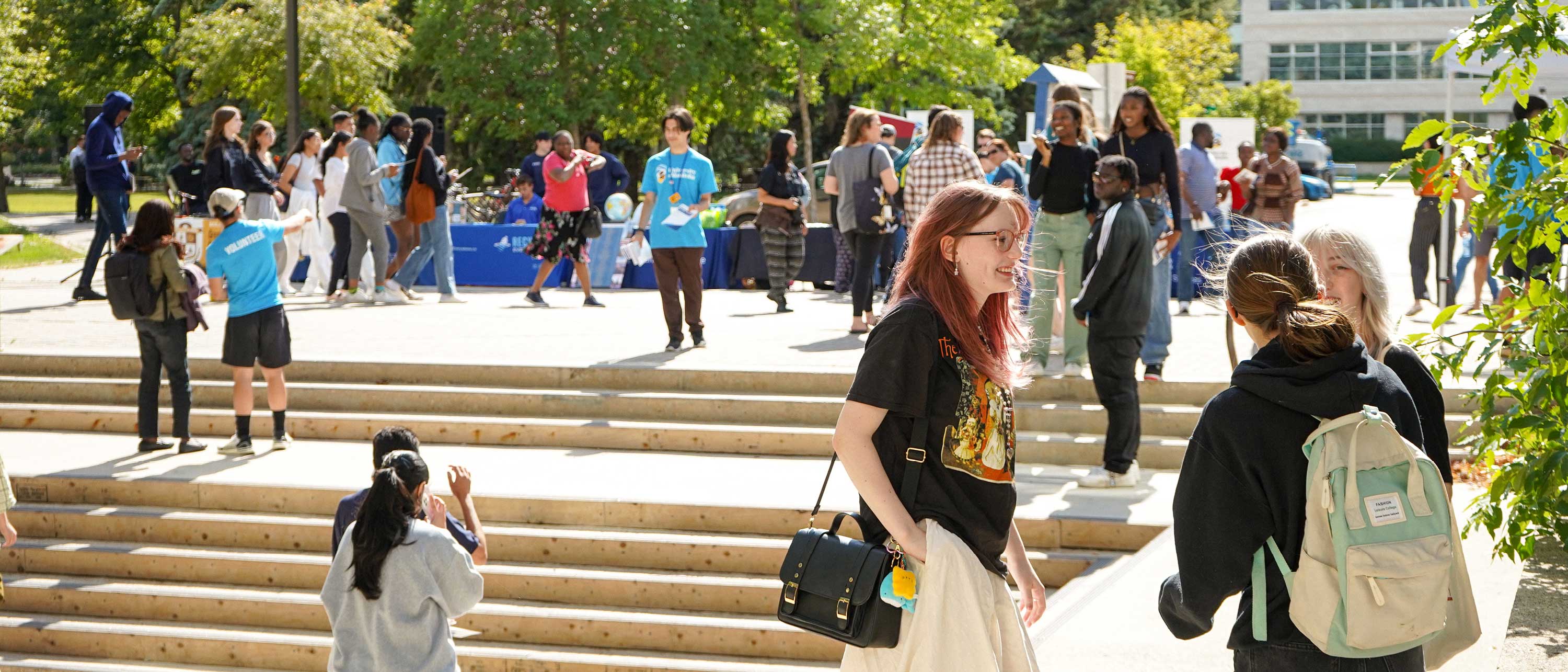 Students chatting at the Welcome to the herd event.