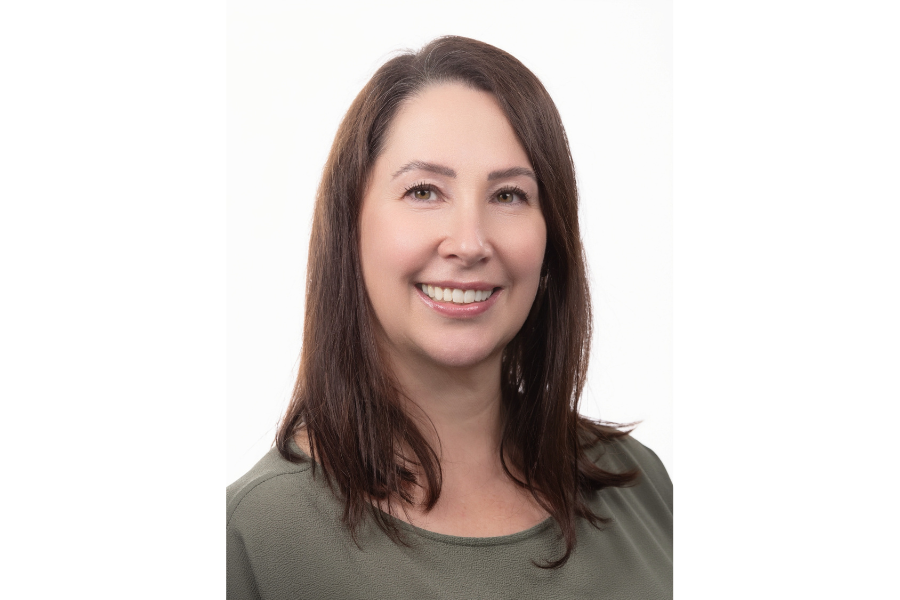 Carrie Melville's headshot.